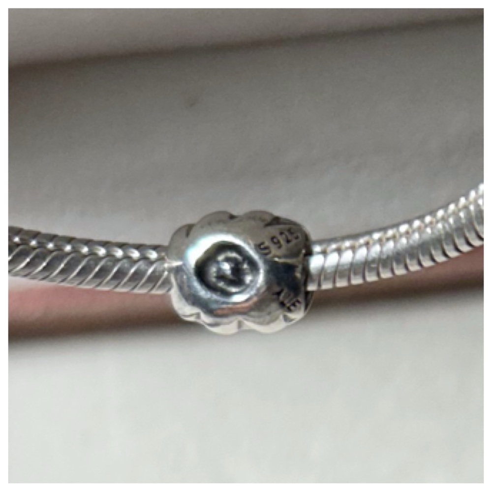 Retired PANDORA Strawberry Charm | S925 ALE #790112 - Picture 5 of 5